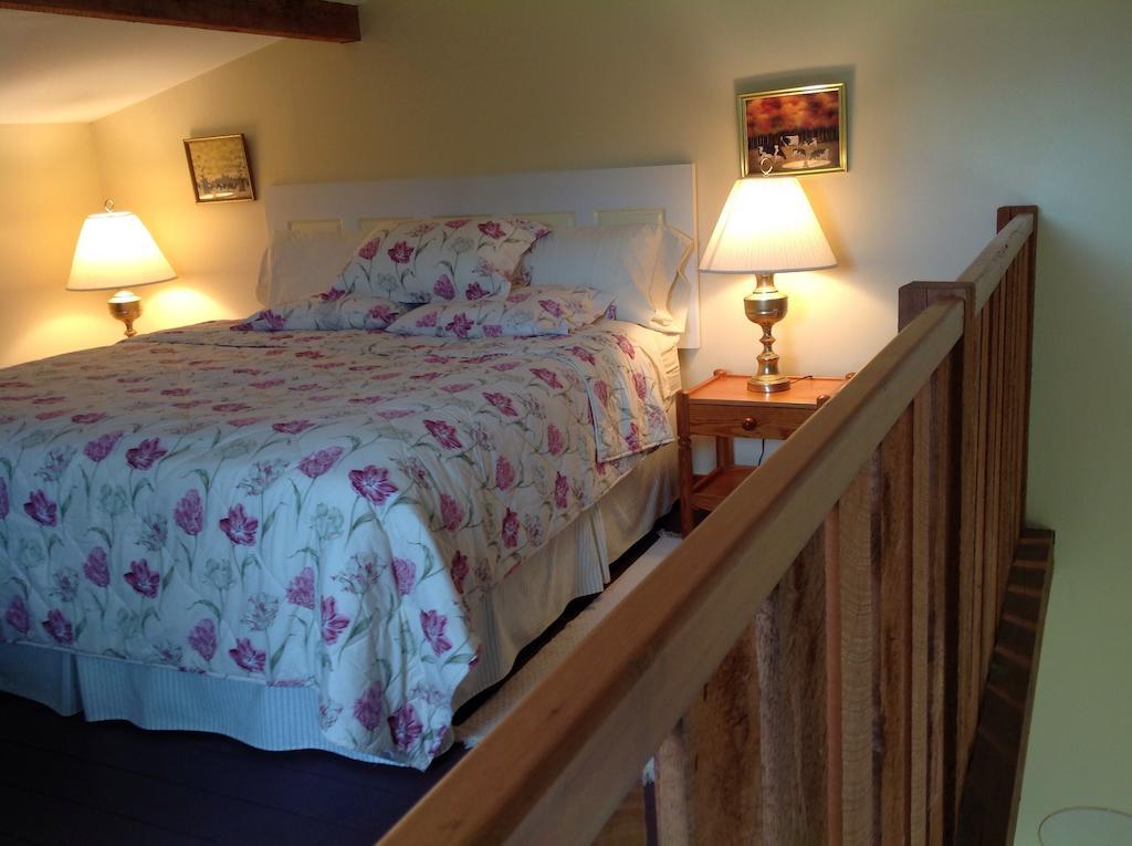 Bayview Pines Country 3*