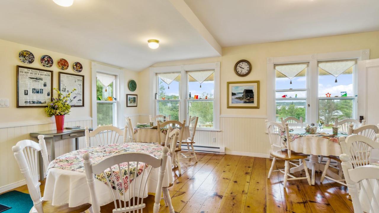 Bed & Breakfast Bayview Pines Country 3*